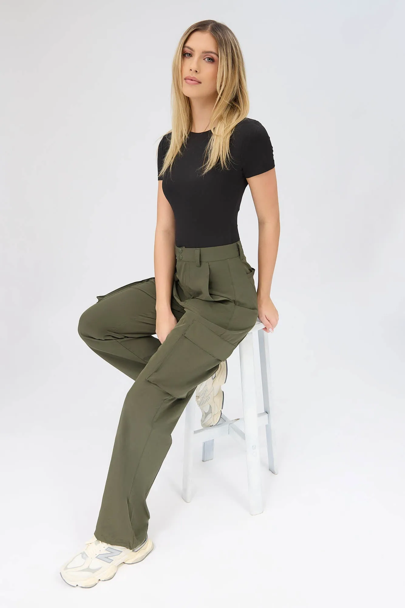 Flex Move Cargo Wide Leg Pants
