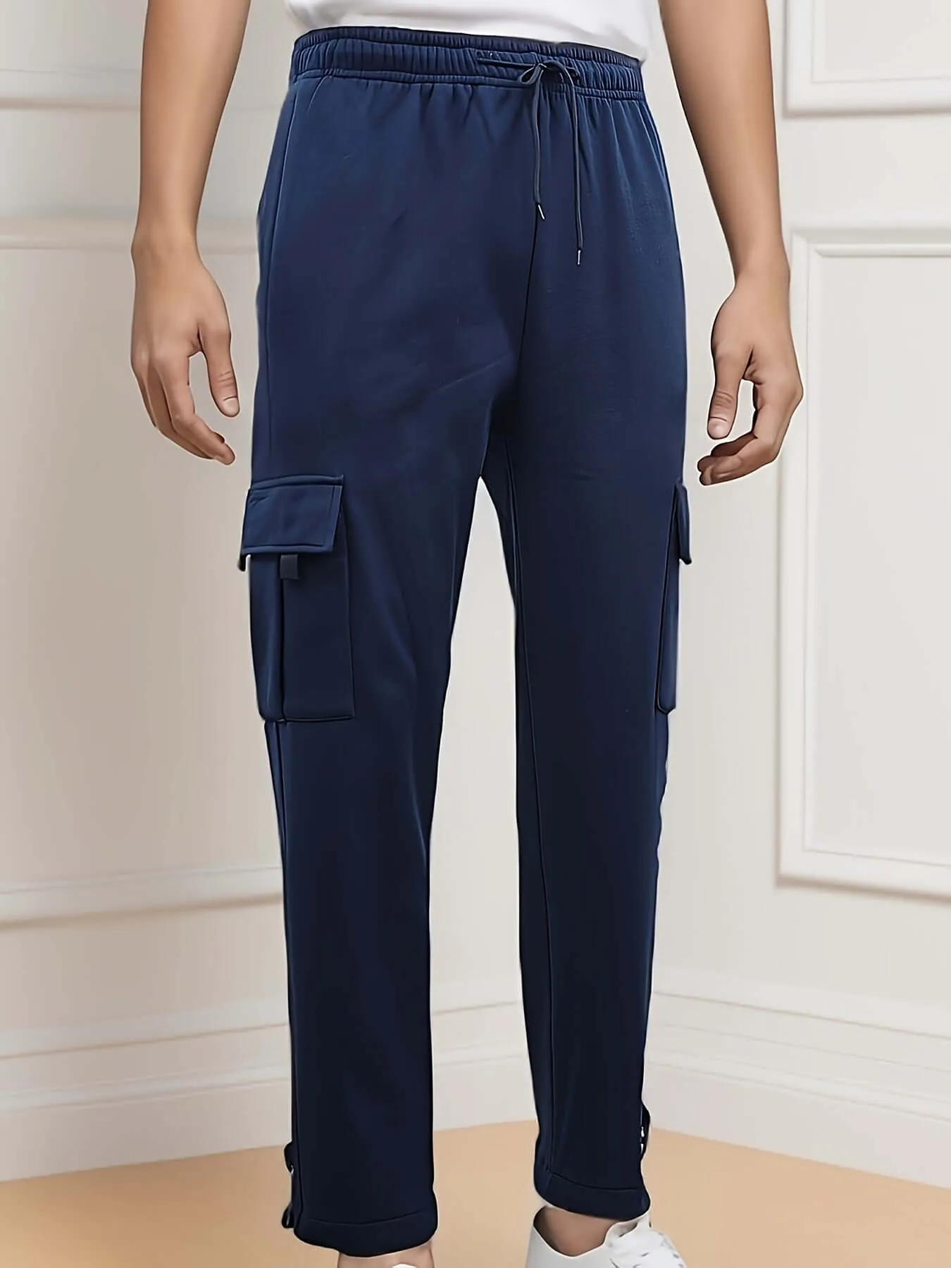 Men's Fleece Cargo Pants with Multiple Pockets